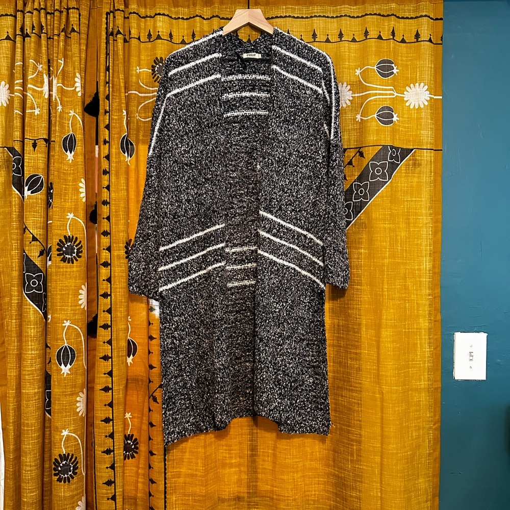 Essue long cardigan sweater
